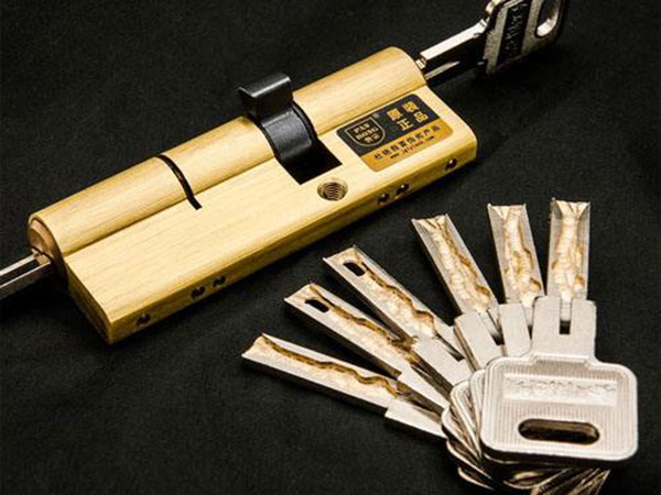 吐鲁番24小时上门开锁公司