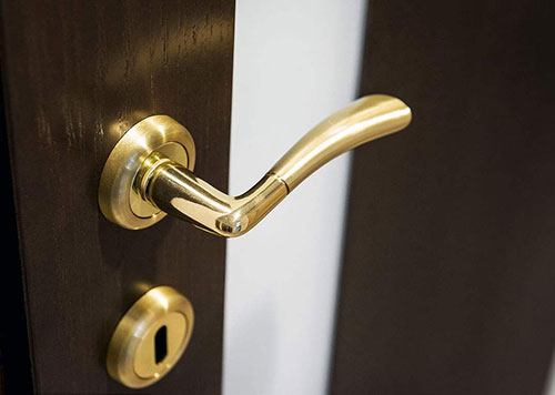 吐鲁番24小时上门开锁公司