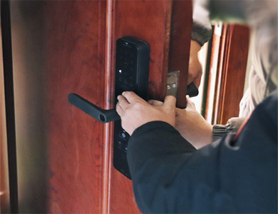 吐鲁番24小时上门开锁公司